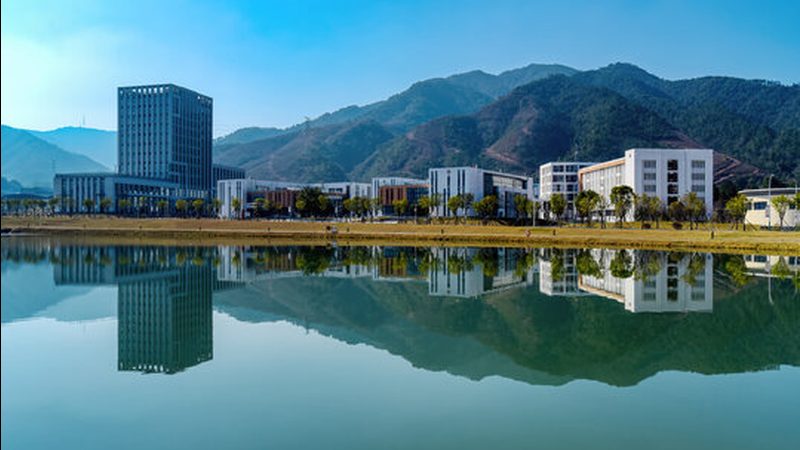 耐用电子产品批发：如何挑选性价比高的产品**